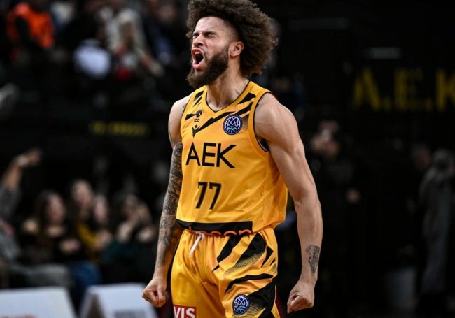 Hunter Hale, la pasada campaña con el AEK.